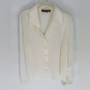 Croft & Barrow White Size L Dressy Button Up Blouse Long Sleeve Embroidered NWT